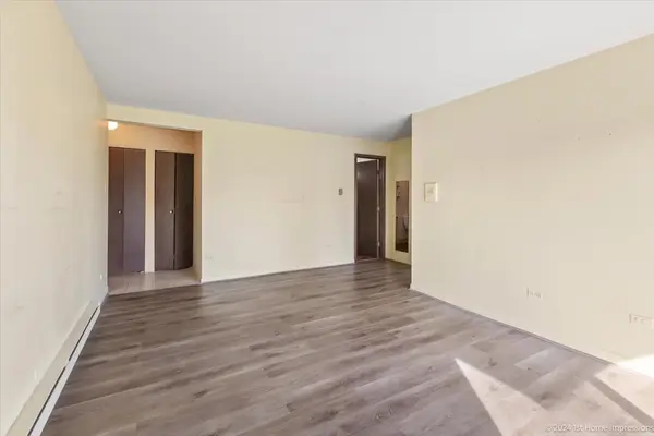 11818 S KOMENSKY AVE #102, Alsip, IL 60803