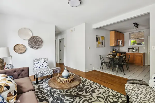 1605 W Ainslie ST #1, Chicago, IL 60640