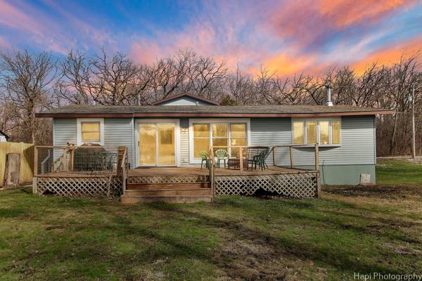 25697 W Highland AVE, Antioch, IL 60002