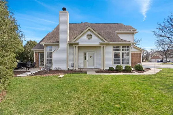 1660 Penn CT, Crystal Lake, IL 60014