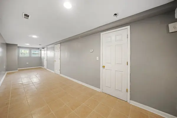 3834 W Polk ST Chicago, IL 60624