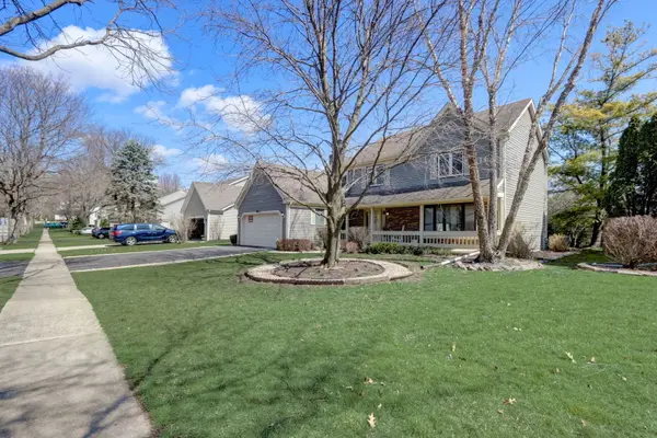 223 Lexington AVE, Fox River Grove, IL 60021