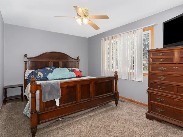 29W649 Winchester CIR #3 Warrenville, IL 60555