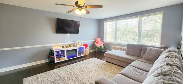 6110 N WINCHESTER AVE #2F, Chicago, IL 60660
