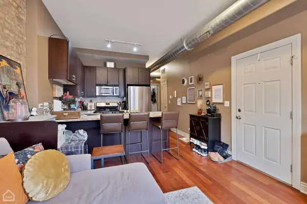 3735 N Damen AVE #2, Chicago, IL 60618