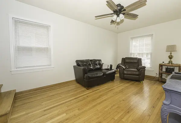3727 N Page AVE, Chicago, IL 60634