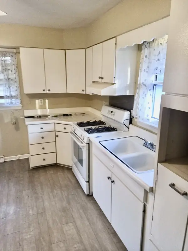 39095 N Delany RD, Wadsworth, IL 60083