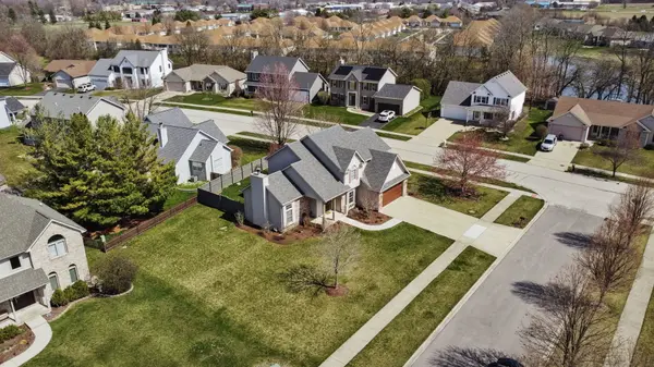 505 Hawthorne CT, Yorkville, IL 60560