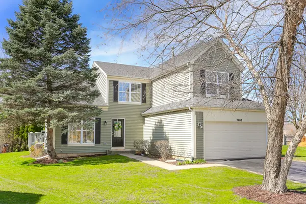 2703 Goldfinch CT, Carpentersville, IL 60110