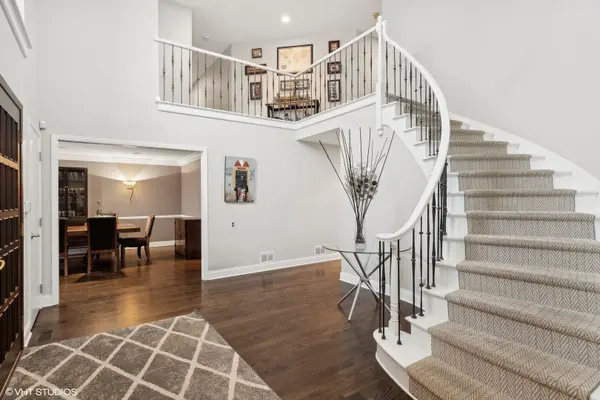 1515 Gordon TER, Deerfield, IL 60015