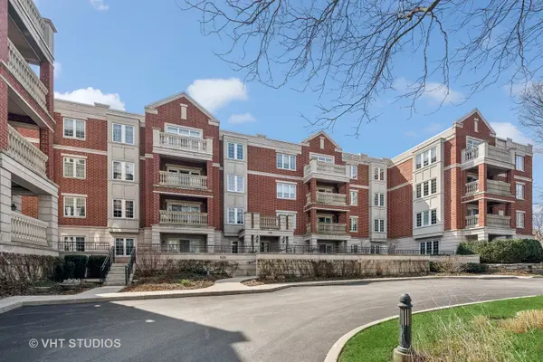 626 Homewood AVE #106, Highland Park, IL 60035
