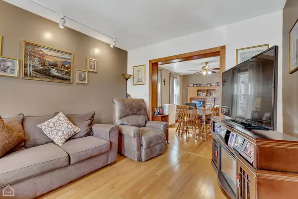3636 S Winchester AVE, Chicago, IL 60609