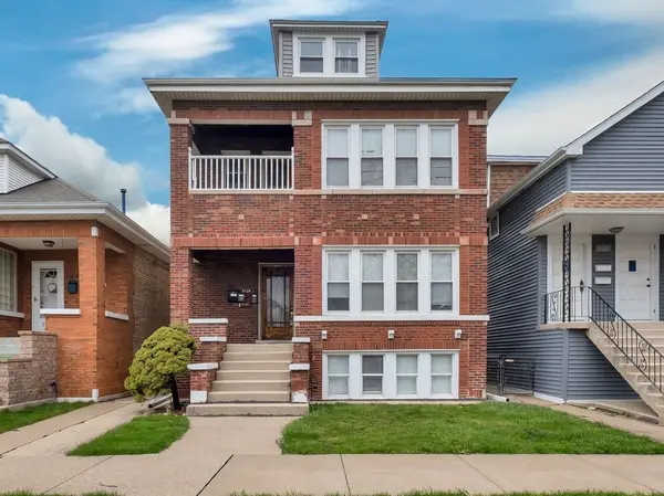 5728 W Melrose ST, Chicago, IL 60634