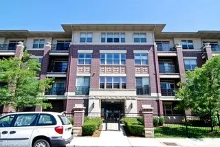 6436 Roosevelt RD #404,  Oak Park,  IL 60304