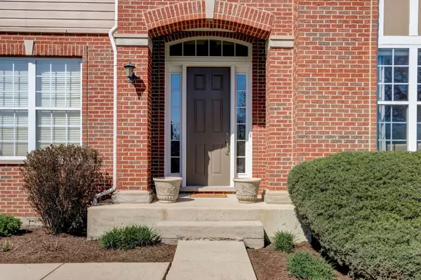 575 Orchard Pond DR, Lake Zurich, IL 60047
