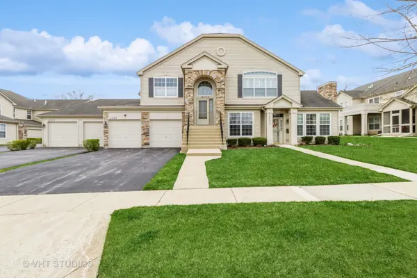 2725 Acorn CT #2725, West Dundee, IL 60118
