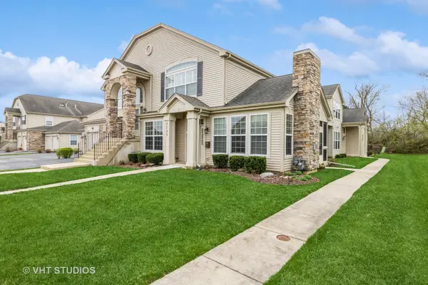 2725 Acorn CT #2725, West Dundee, IL 60118