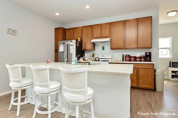 2406 Truman TRL, Mchenry, IL 60050