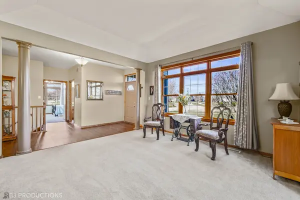 10501 Thornham LN, Mokena, IL 60448
