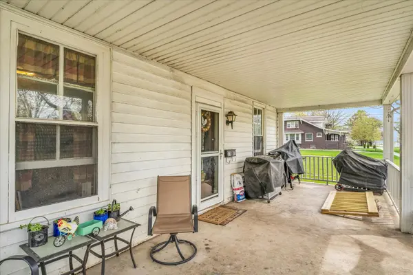 400 S Piatt ST, Bement, IL 61813
