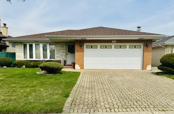 8356 W Monroe ST, Niles, IL 60714