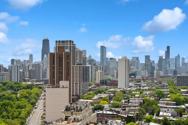2020 N Lincoln Park West #22L, Chicago, IL 60614
