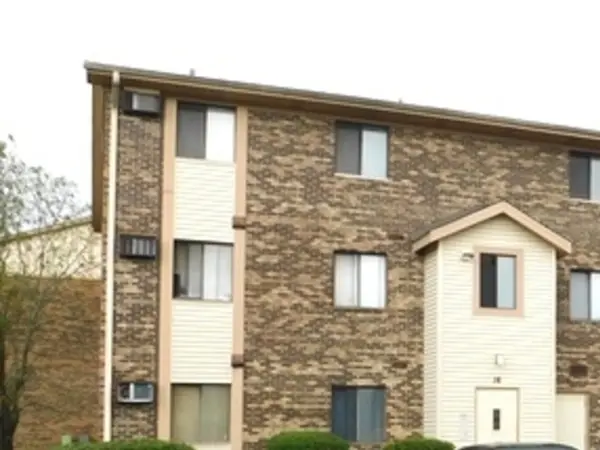 16 Echo CT #6, Vernon Hills, IL 60061