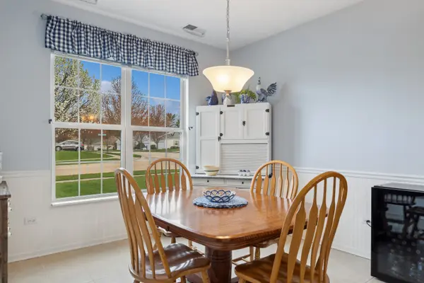 12850 Applegate DR, Huntley, IL 60142