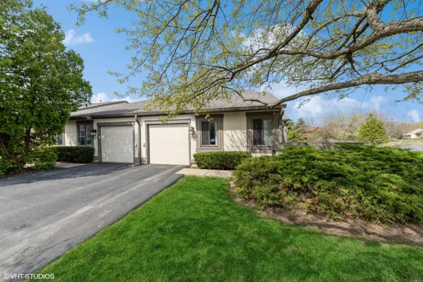 116 Honeysuckle CT, Rolling Meadows, IL 60008
