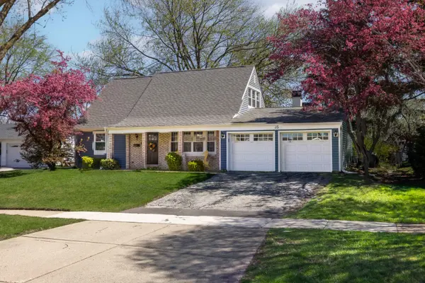 35 CLOVERDALE LN, Schaumburg, IL 60194