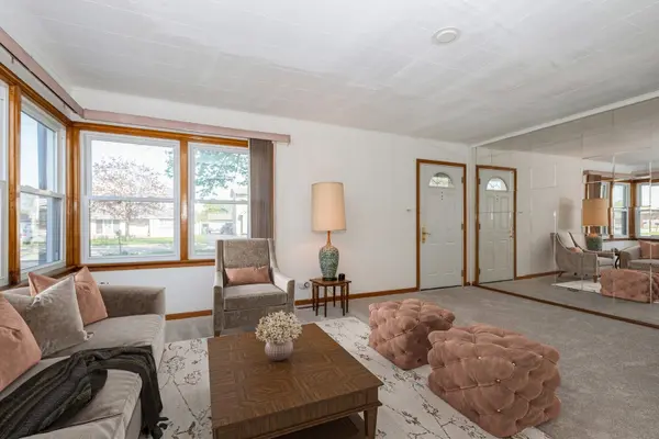 7536 S Ferdinand AVE, Bridgeview, IL 60455