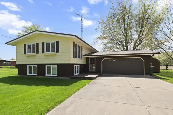 765 W Rathburn ST, Carbon Hill, IL 60416