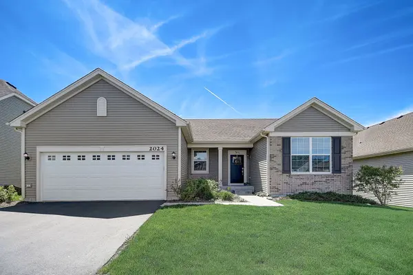 2024 Wentworth DR, Volo, IL 60020
