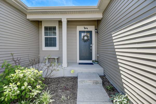 2024 Wentworth DR, Volo, IL 60020