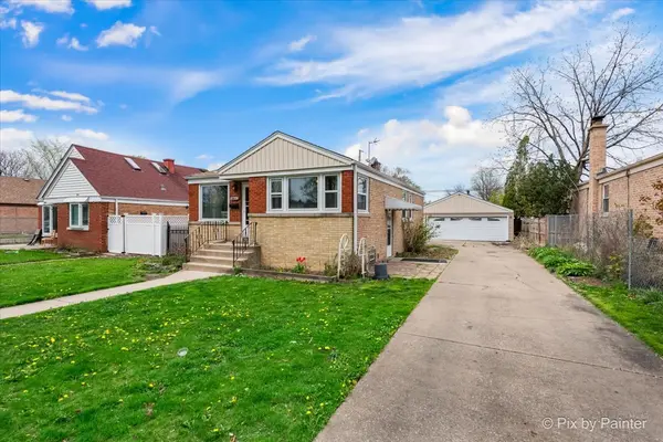9854 Montrose AVE, Schiller Park, IL 60176
