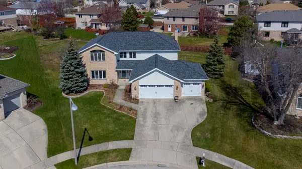 143 Doolin ST, Lemont, IL 60439