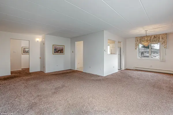 8932 W 140th ST #1D, Orland Park, IL 60462