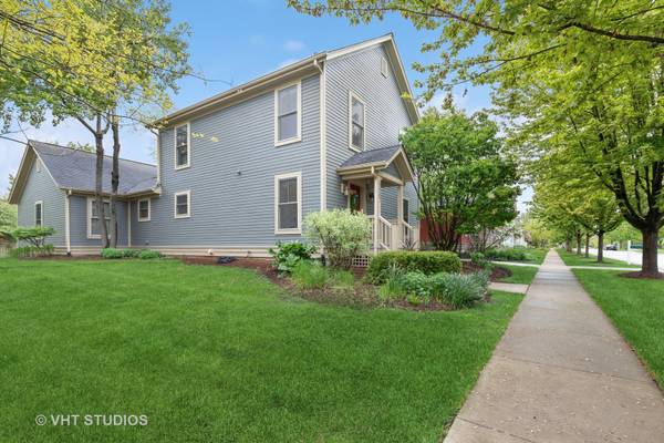 1007 Harris RD, Grayslake, IL 60030