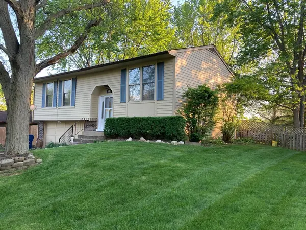 615 S 12th AVE, St. Charles, IL 60174