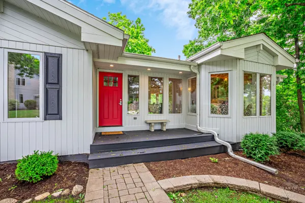 7208 Viscaya DR, Spring Grove, IL 60081