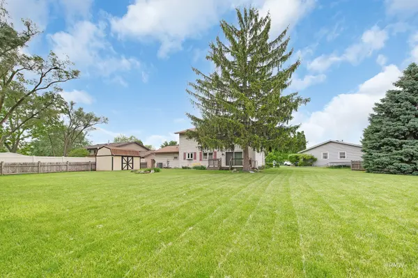 1349 Cumberland CIR E, Elk Grove Village, IL 60007
