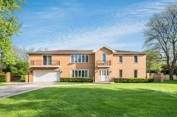 10901 Jann CT,  La Grange Highlands,  IL 60525