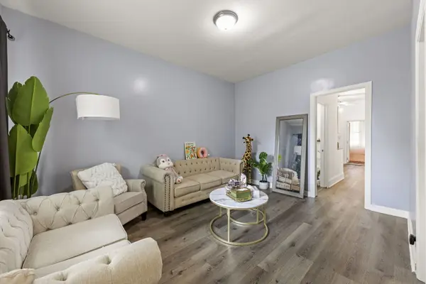 3642 S Wood ST, Chicago, IL 60609