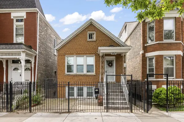 3642 S Wood ST, Chicago, IL 60609