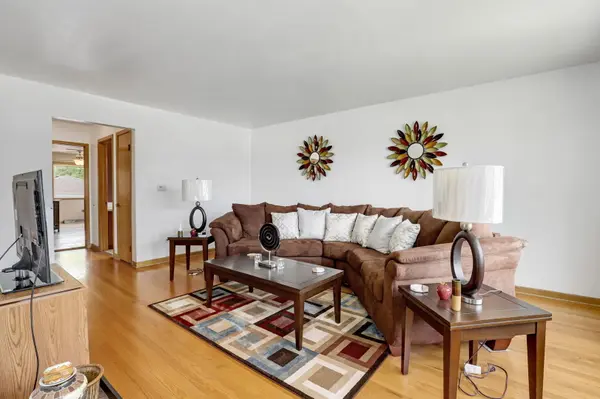1417 N WOLF RD, Berkeley, IL 60163