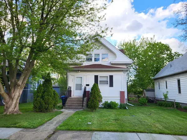 1004 Argonne DR, North Chicago, IL 60064