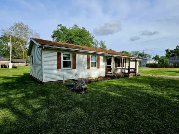 1562 Broadway ST, Beason, IL 62512