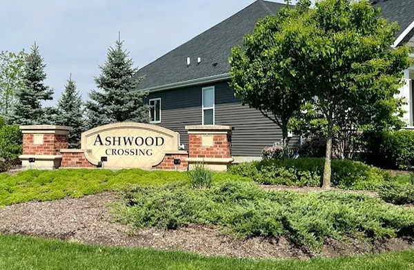 3311 Empress DR, Naperville, IL 60564
