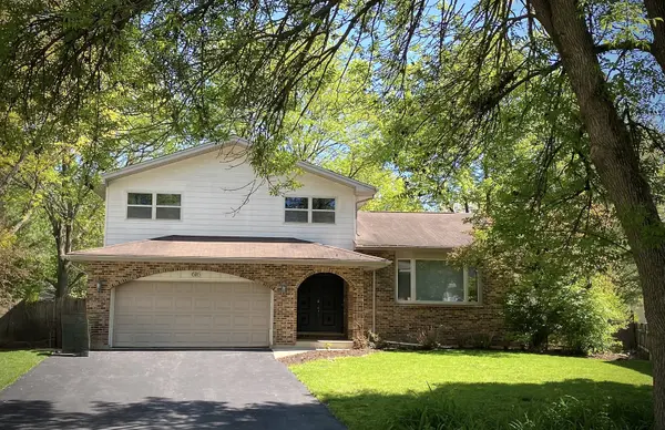 616 Vicksburg CT, Naperville, IL 60540