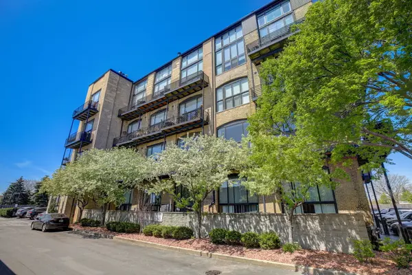 2614 N Clybourn AVE #301, Chicago, IL 60614